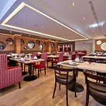 楚格峰酒店 酒店