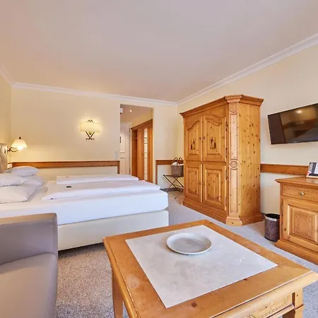 فندق زوجسبيتزي 4*