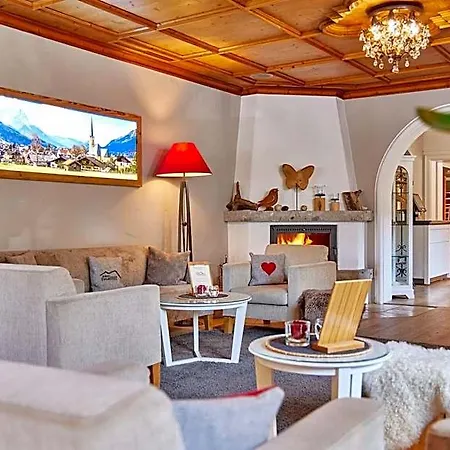 Zugspitze Hotell 4*