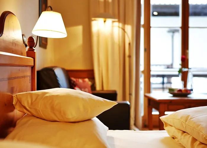 楚格峰酒店 加爾米施-帕滕基興