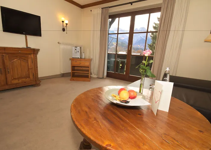 楚格峰酒店 酒店